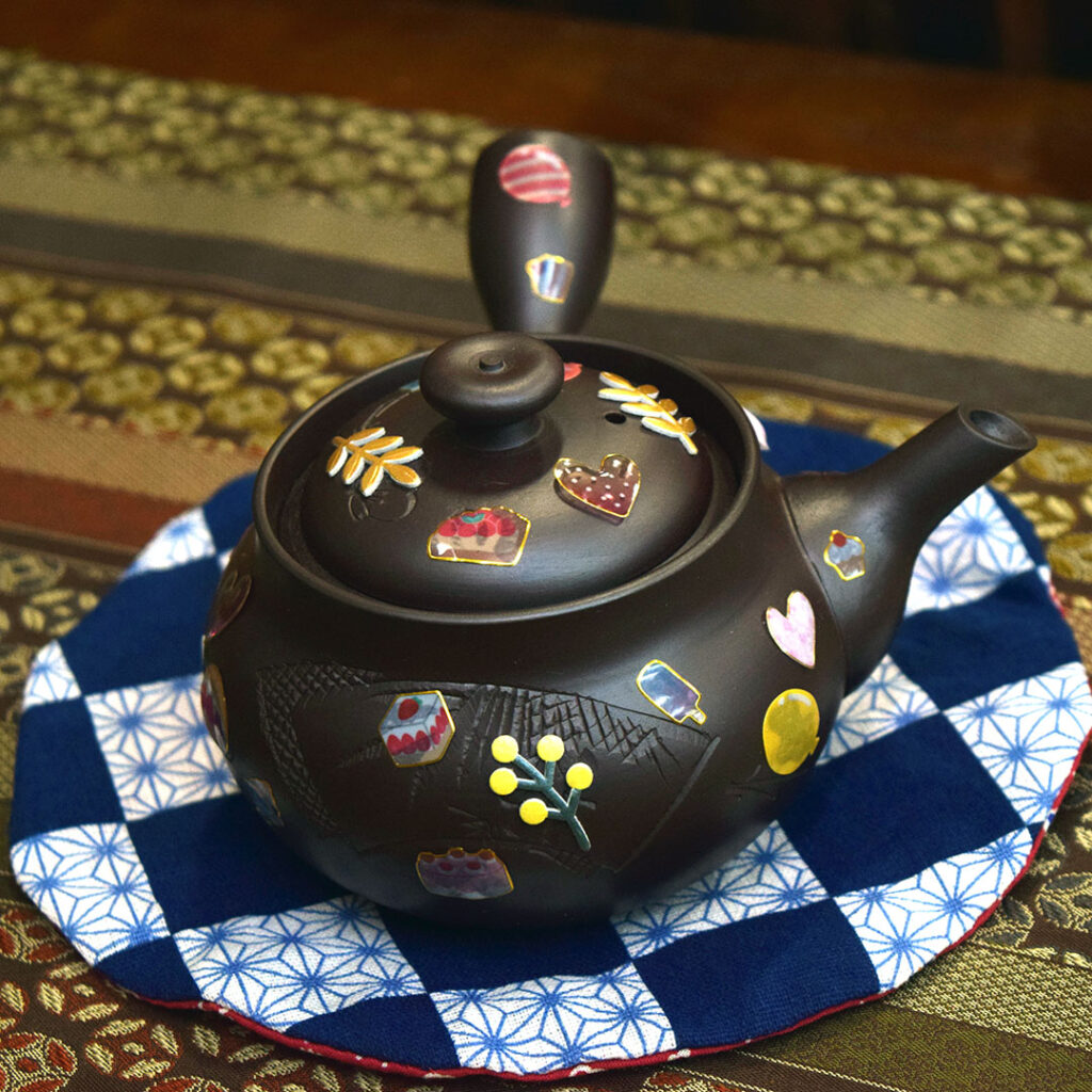 急須の新たな使い方 | 茶小泉～茶の香り